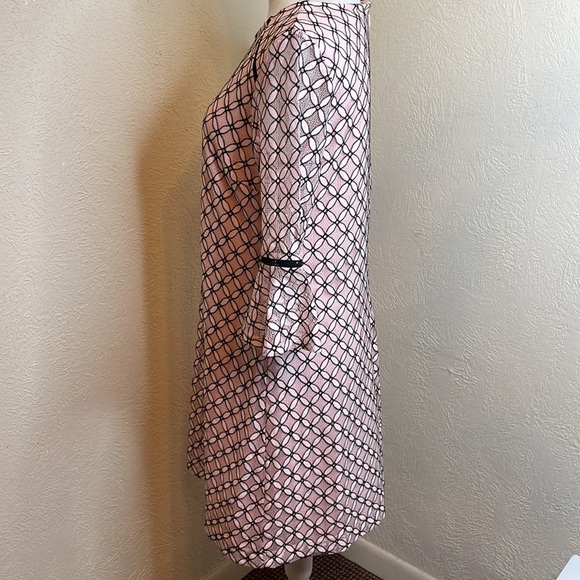 Sandra Darren Pink & Black Lace Dress - Picture 7 of 11